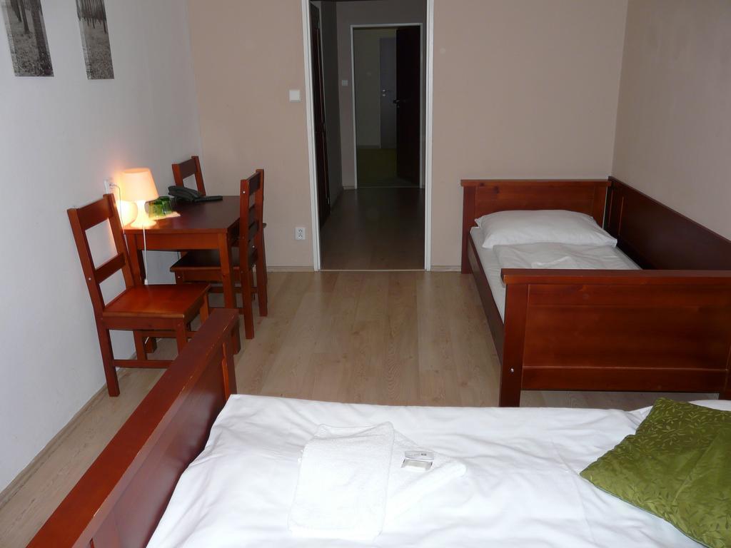 Hotel Ondras Zlin Room photo