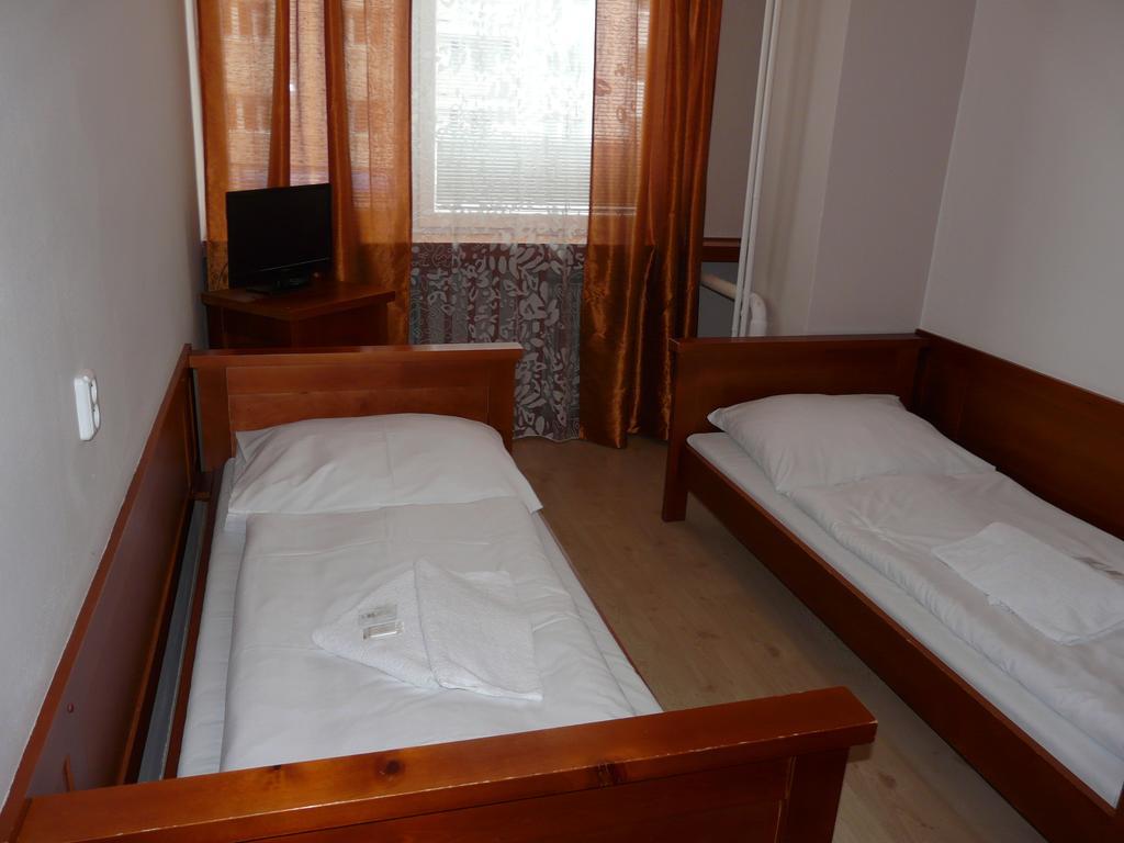 Hotel Ondras Zlin Room photo