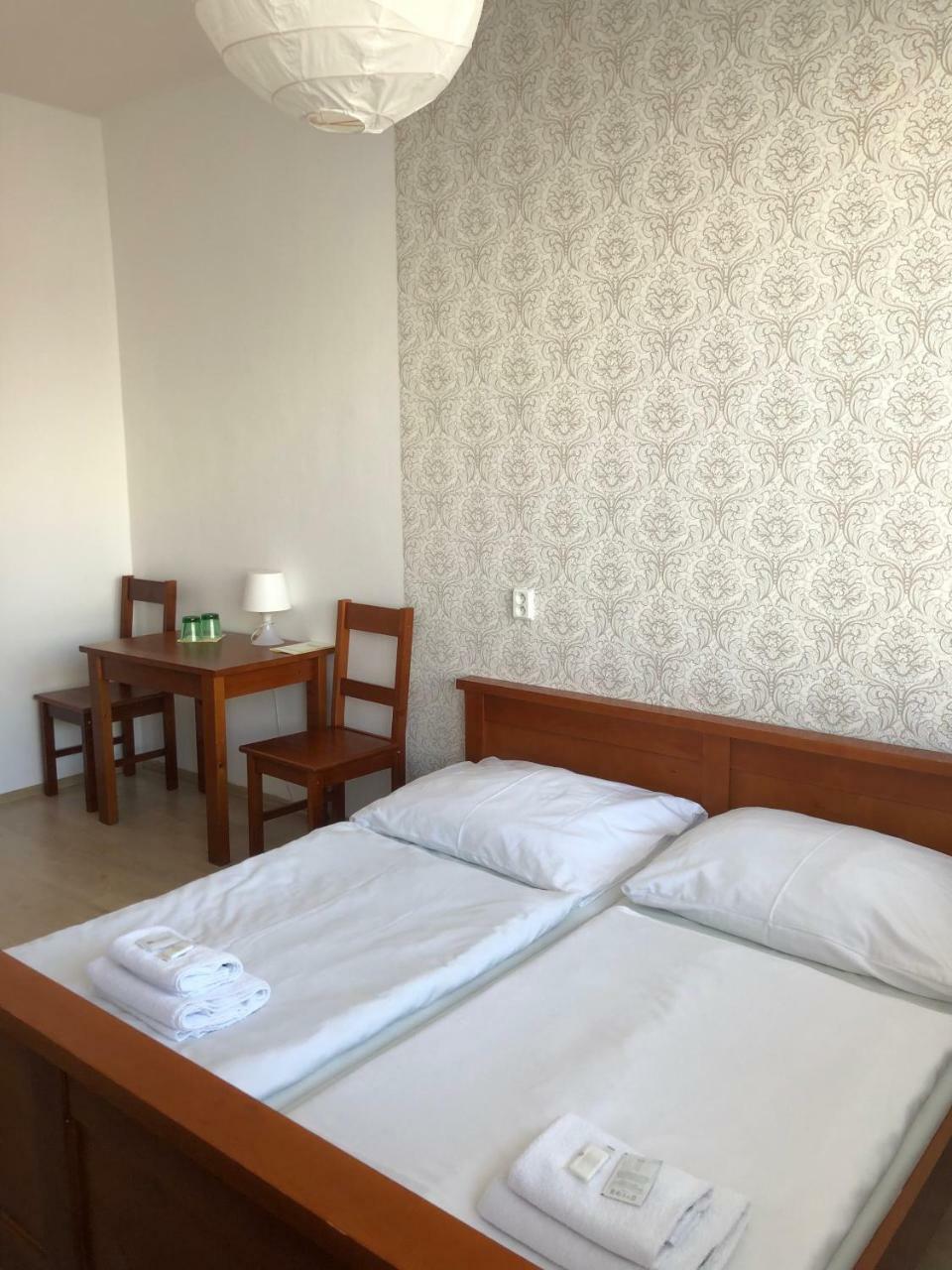 Hotel Ondras Zlin Exterior photo